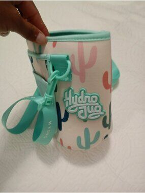 HydroJug Water Bottle Carrier Sleeve Adjustable Strap Neoprene Material Mesh